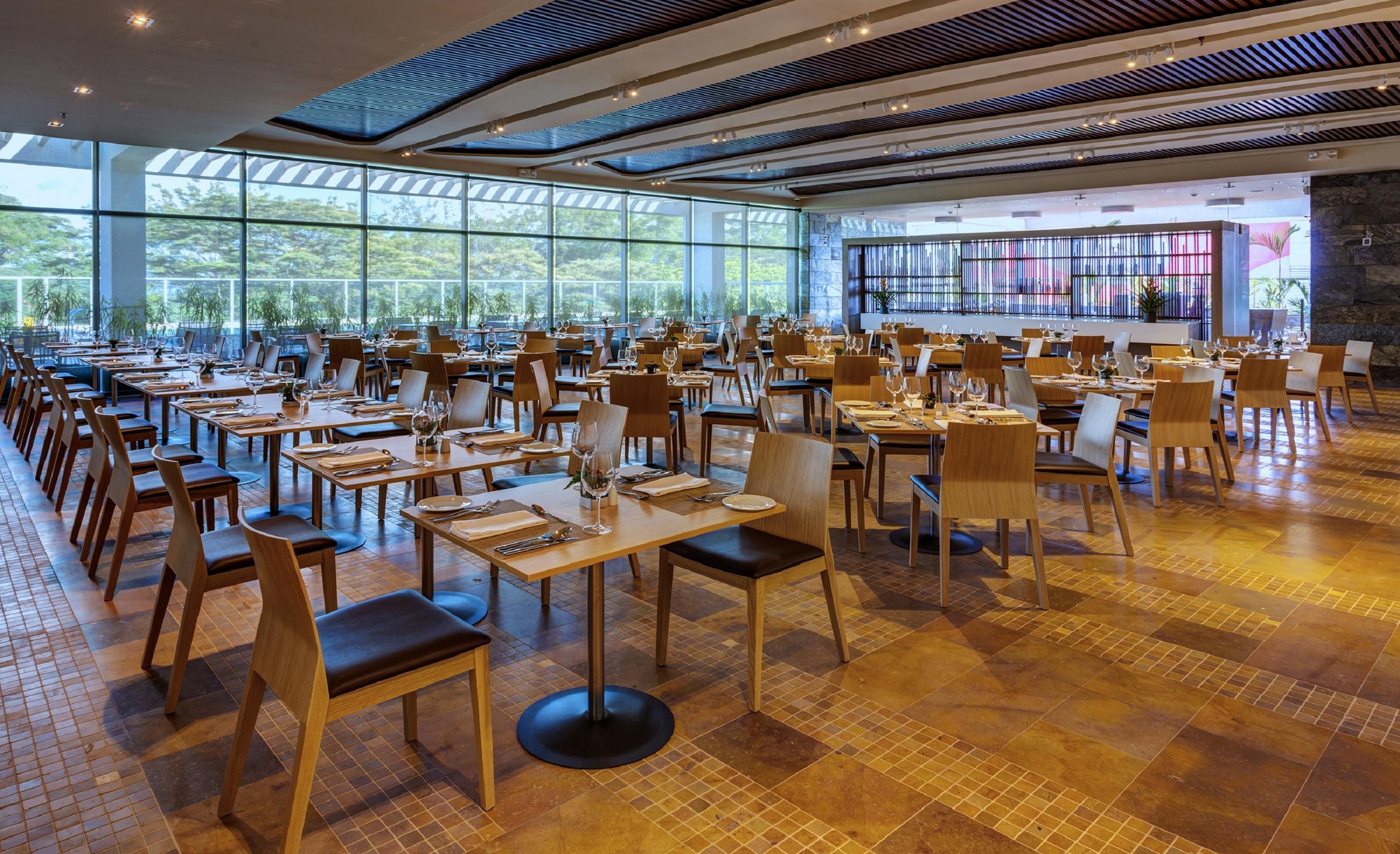 Estelar Villavicencio Hotel & Centro De Convenciones Exterior photo The restaurant